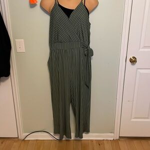 KAILEIGH - JUMPSUIT - Olive green with white stripes - WIDE LEGS - SZ 2X - EUC
